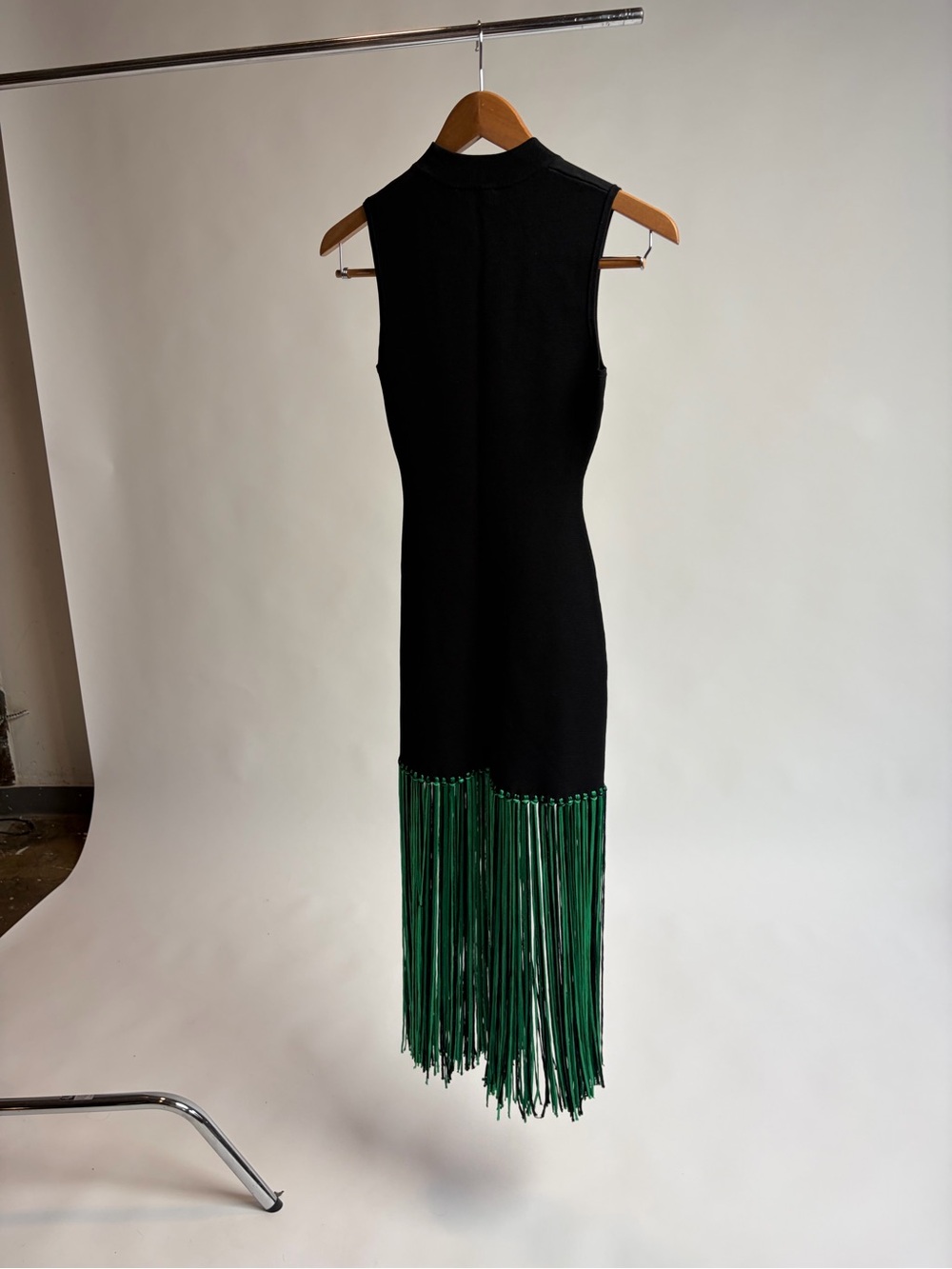 Sandro Bambie Black & Green Fringe Hem Knit Dress - Picture 5 of 10
